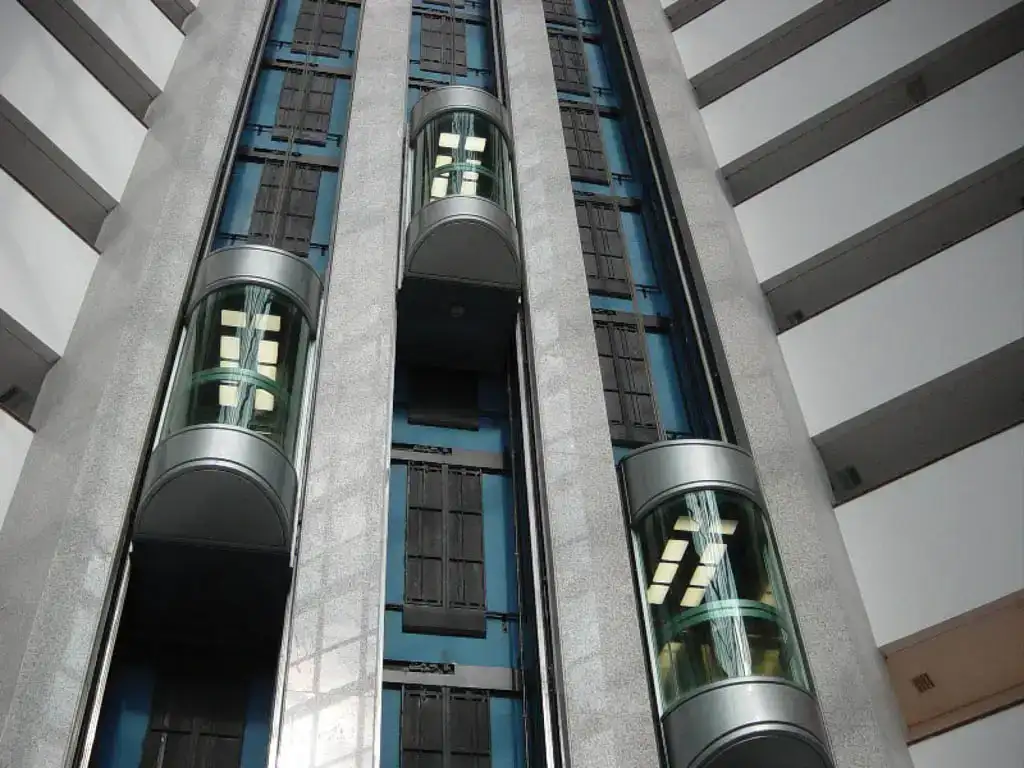 elevator in a 3-story building